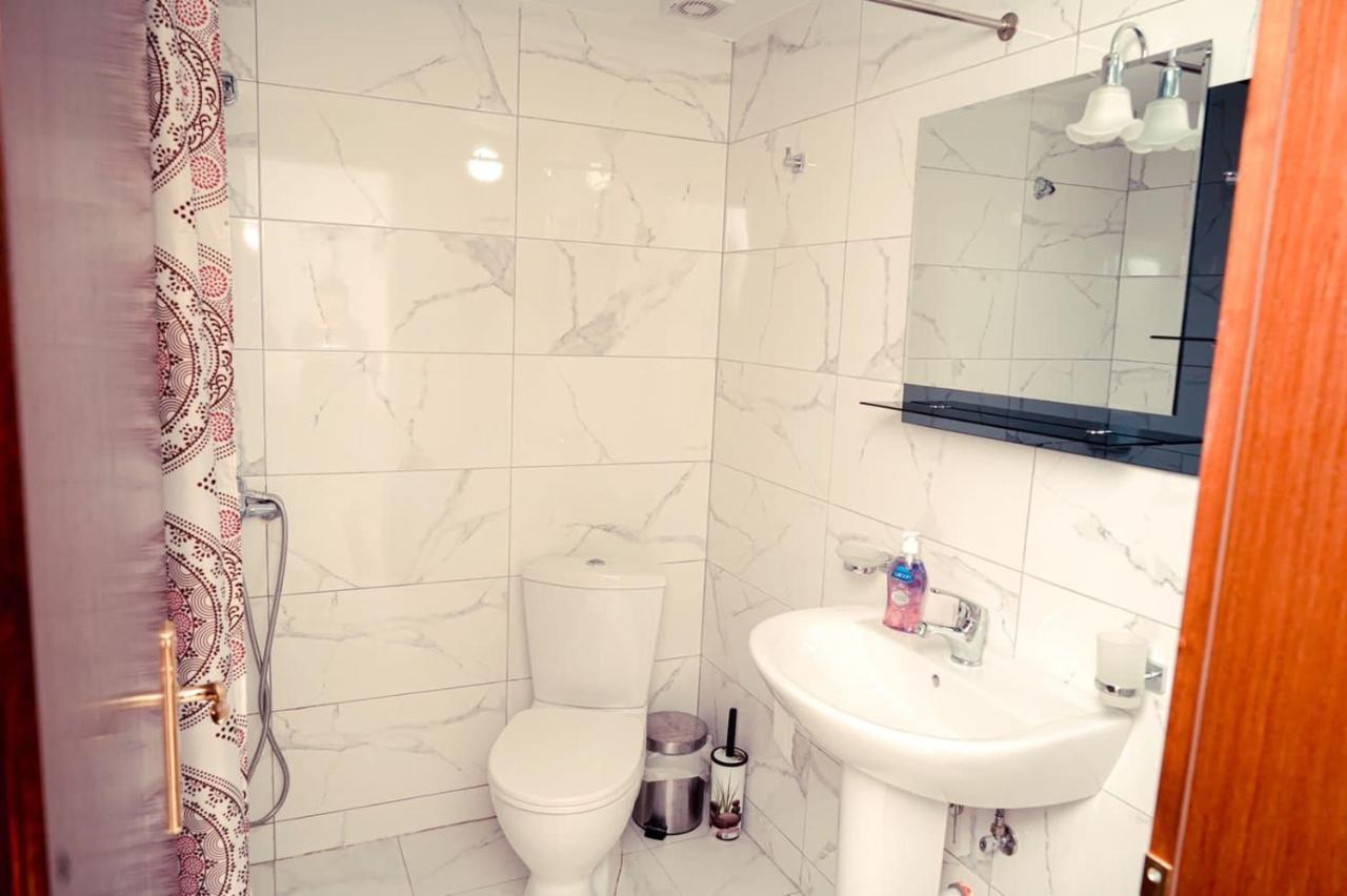 Guesthouse Cico Gjirokastër Eksteriør billede