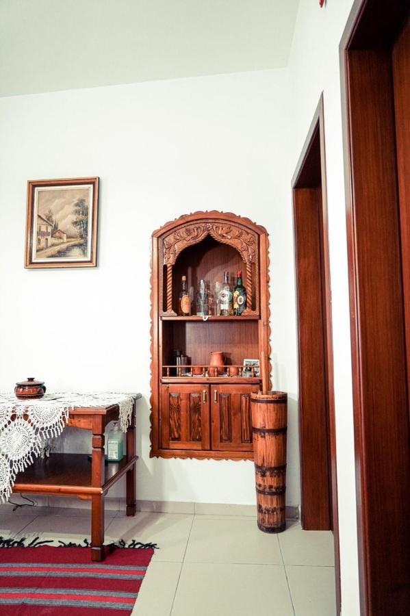 Guesthouse Cico Gjirokastër Eksteriør billede