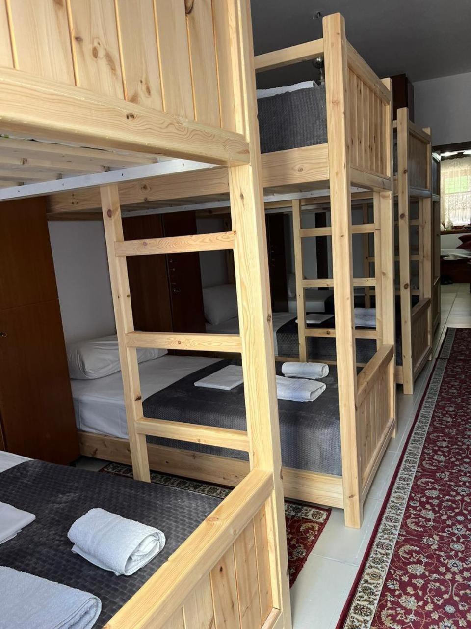 Guesthouse Cico Gjirokastër Eksteriør billede