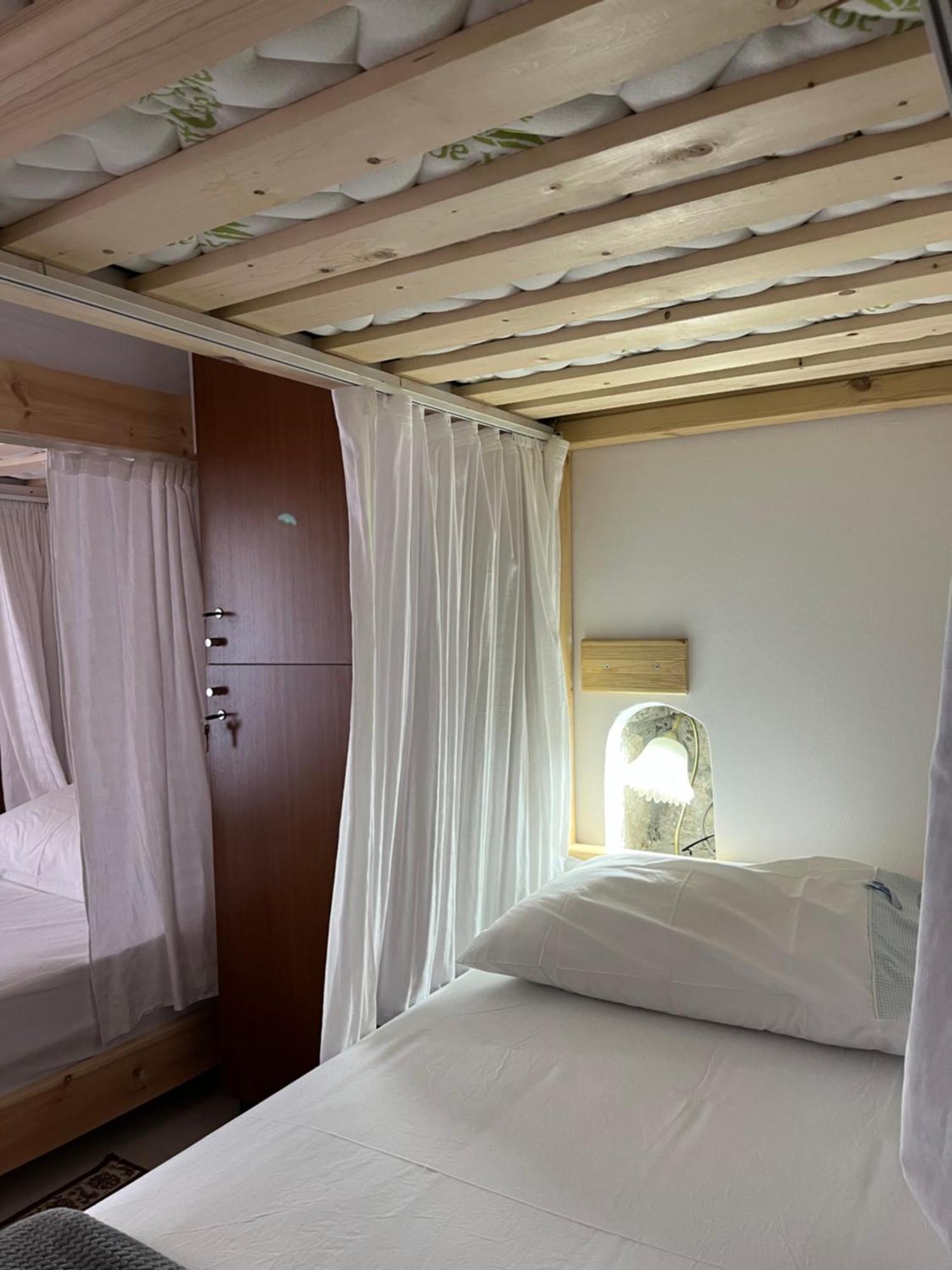 Guesthouse Cico Gjirokastër Eksteriør billede