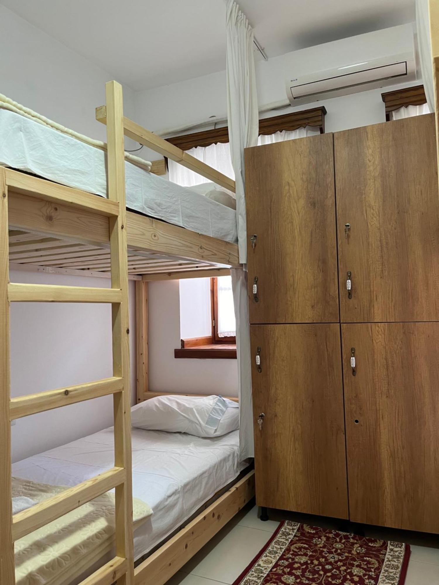 Guesthouse Cico Gjirokastër Eksteriør billede