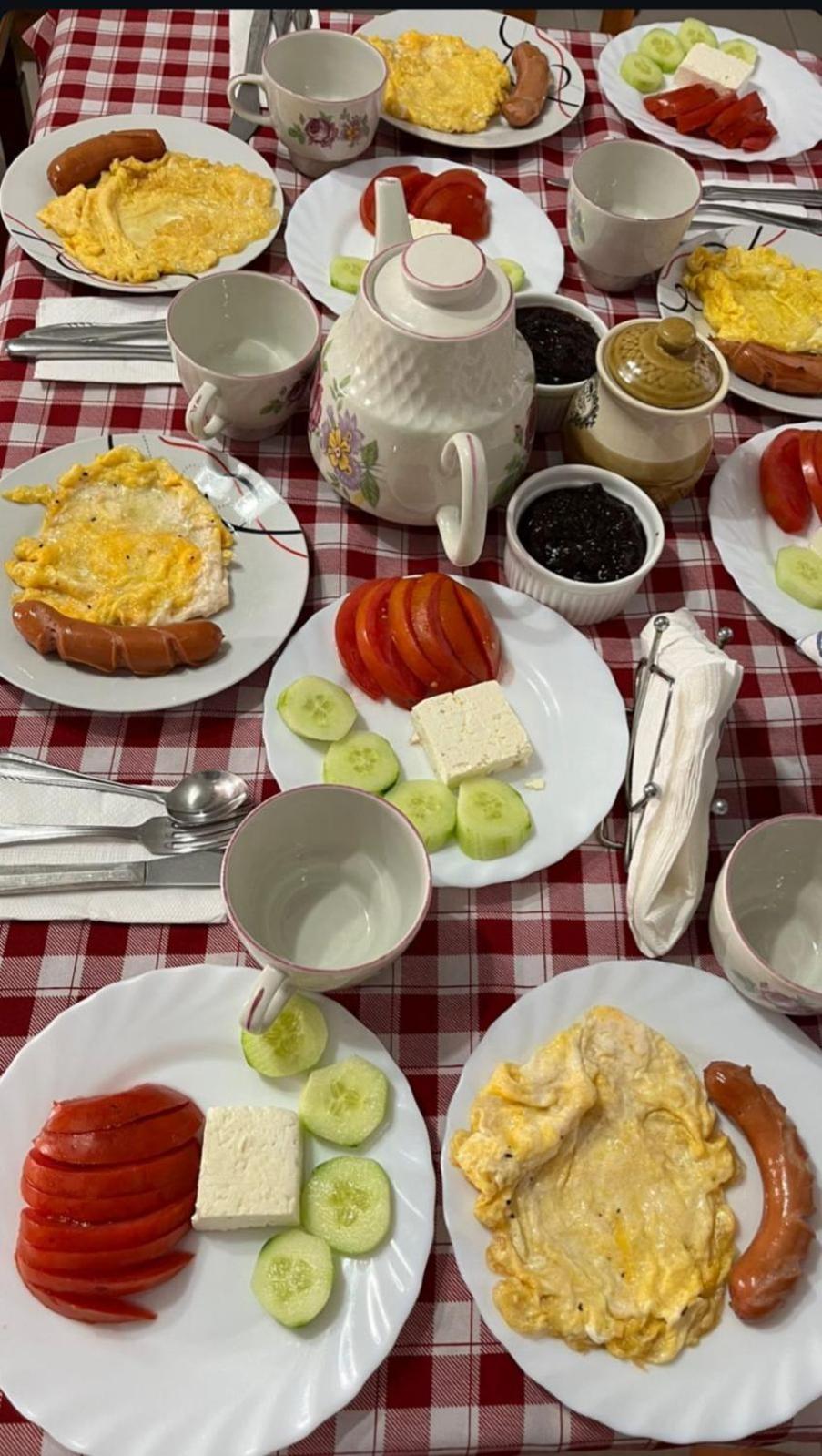 Guesthouse Cico Gjirokastër Eksteriør billede